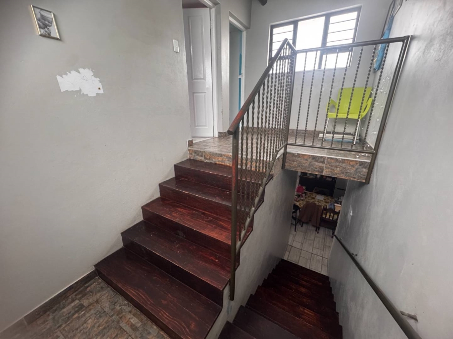 3 Bedroom Property for Sale in Brackendowns Gauteng