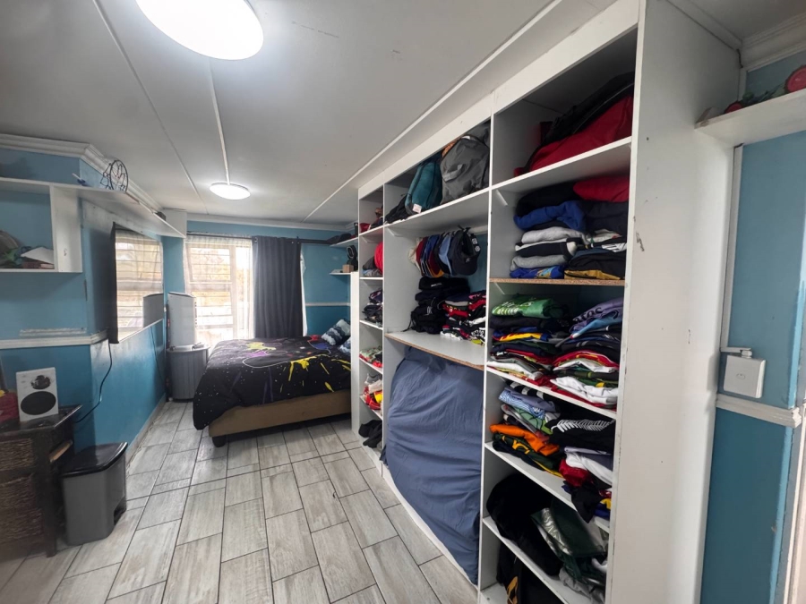 3 Bedroom Property for Sale in Brackendowns Gauteng