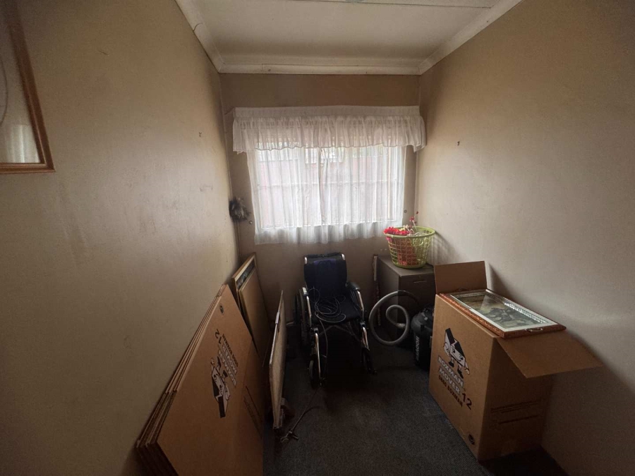 3 Bedroom Property for Sale in Brackendowns Gauteng