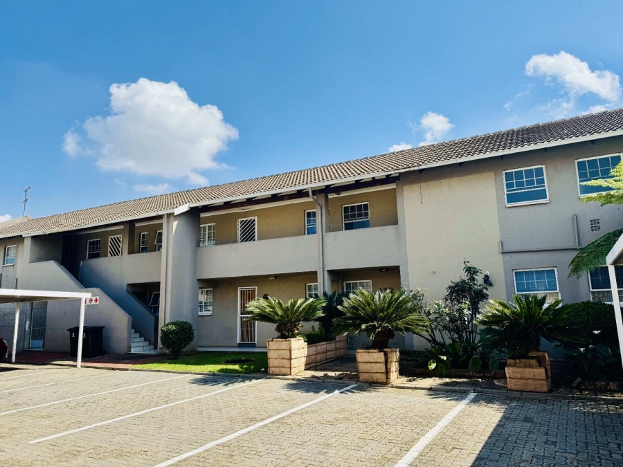 2 Bedroom Property for Sale in Ravenswood Gauteng