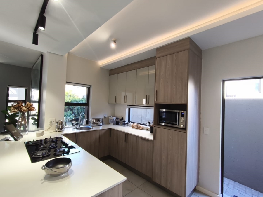 3 Bedroom Property for Sale in Ferndale Gauteng