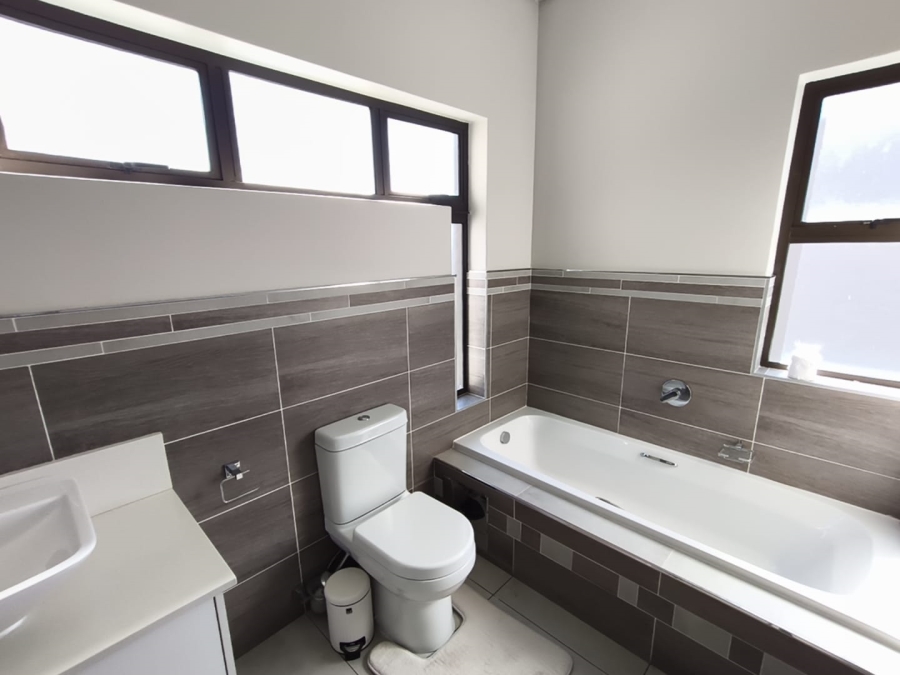 3 Bedroom Property for Sale in Ferndale Gauteng