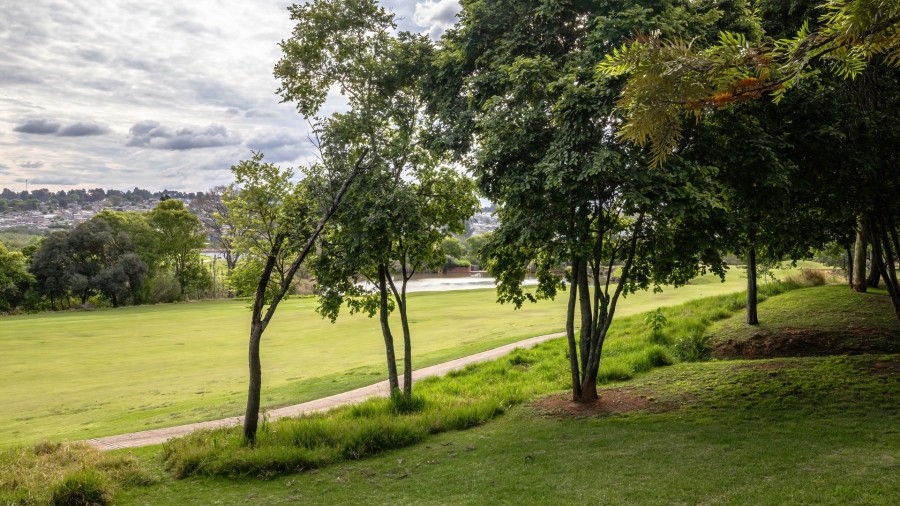 2 Bedroom Property for Sale in Jackal Creek Golf Estate Gauteng