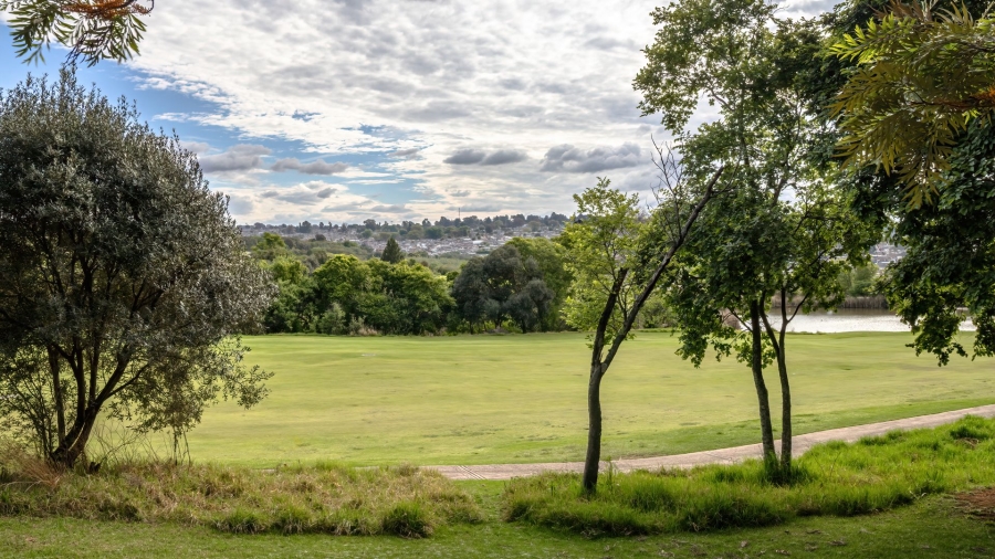 2 Bedroom Property for Sale in Jackal Creek Golf Estate Gauteng