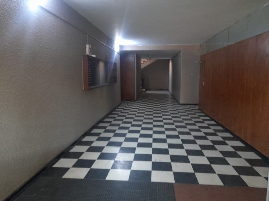 2 Bedroom Property for Sale in Berea Gauteng