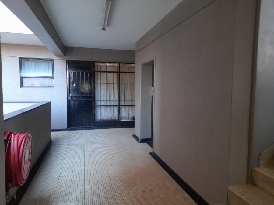 2 Bedroom Property for Sale in Berea Gauteng