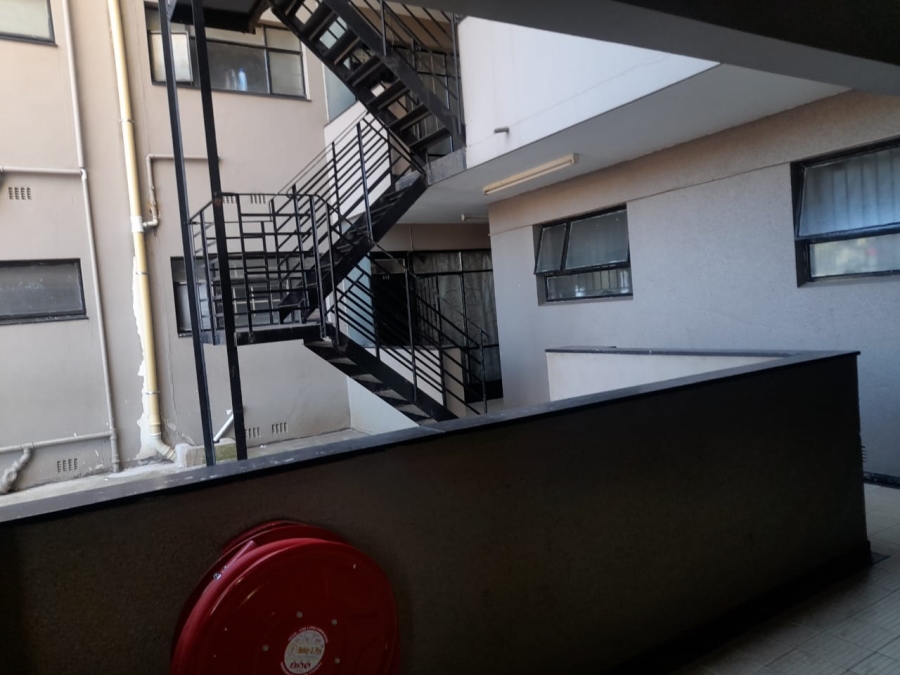2 Bedroom Property for Sale in Berea Gauteng