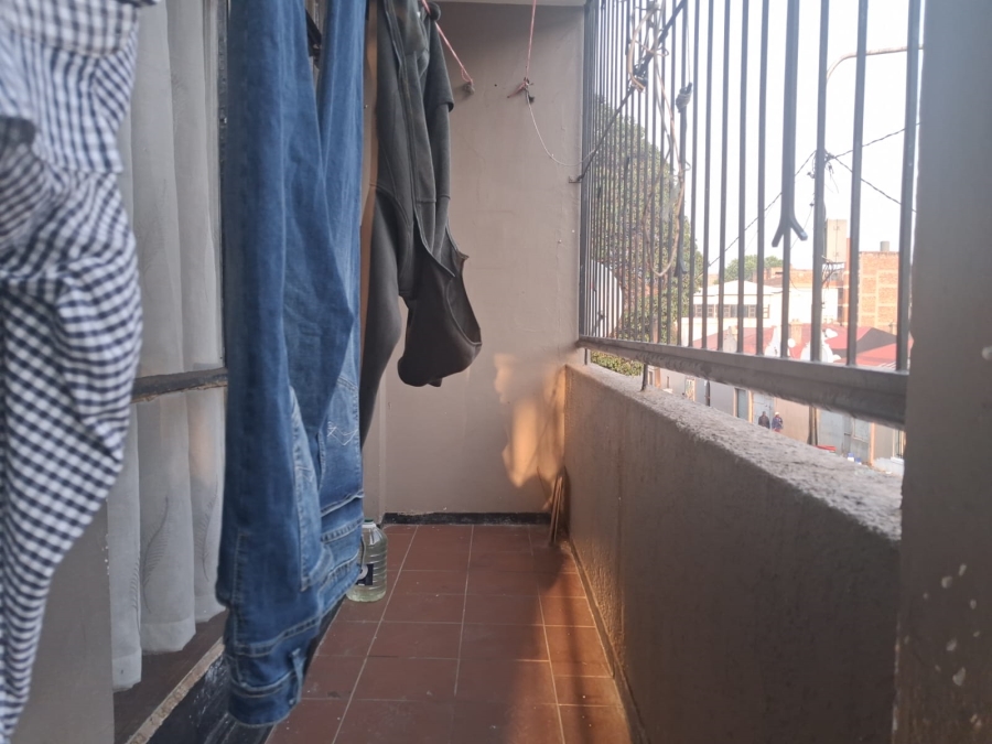 2 Bedroom Property for Sale in Berea Gauteng