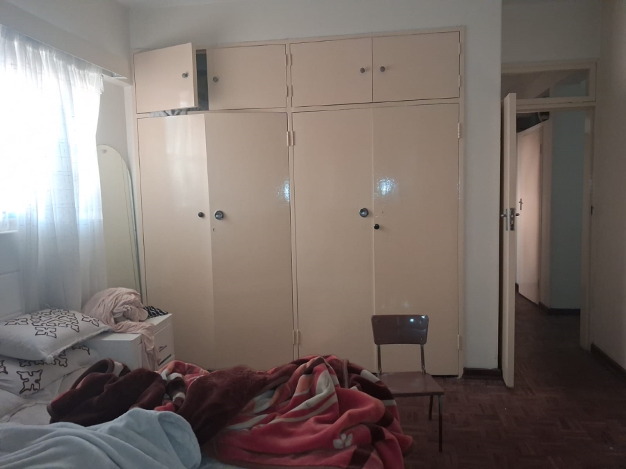 2 Bedroom Property for Sale in Berea Gauteng