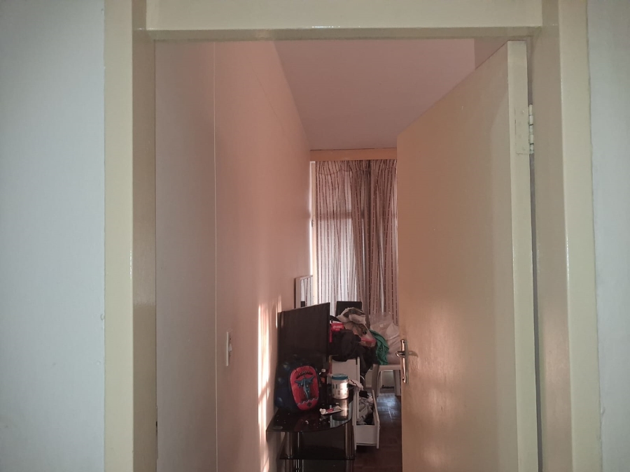 2 Bedroom Property for Sale in Berea Gauteng