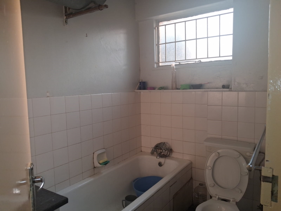 2 Bedroom Property for Sale in Berea Gauteng