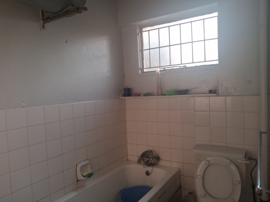 2 Bedroom Property for Sale in Berea Gauteng