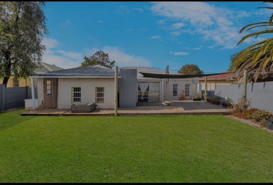 9 Bedroom Property for Sale in Westdene Gauteng