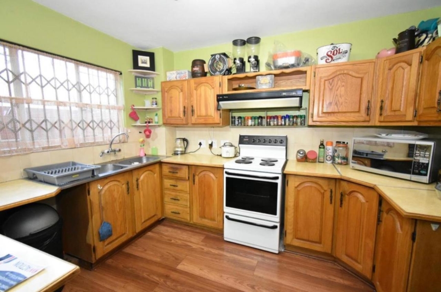 To Let 3 Bedroom Property for Rent in Valhalla Gauteng