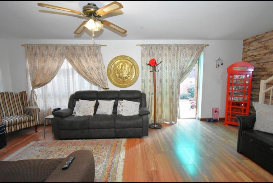 To Let 3 Bedroom Property for Rent in Valhalla Gauteng