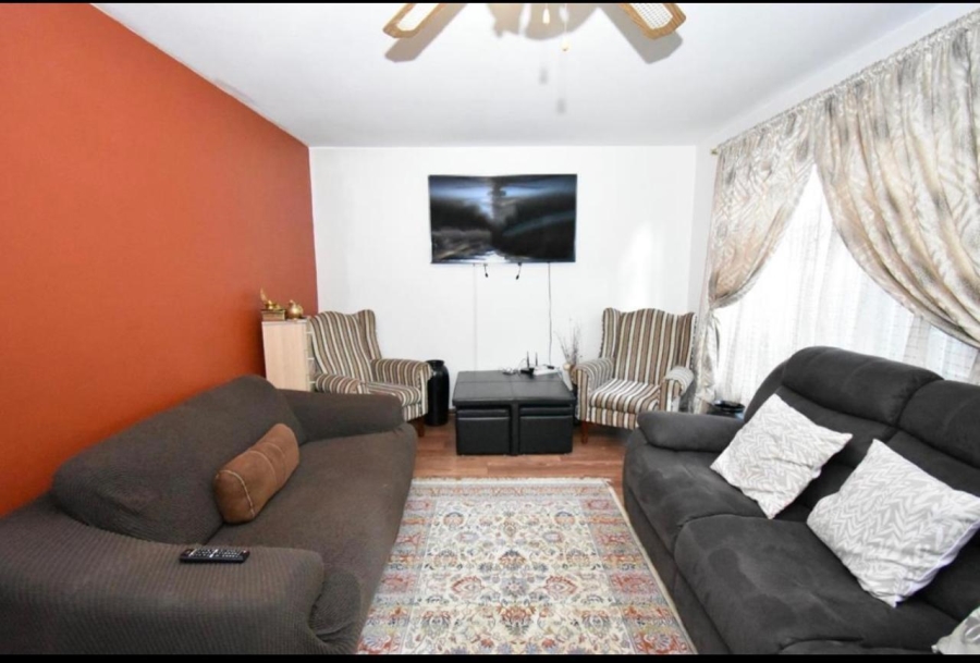 To Let 3 Bedroom Property for Rent in Valhalla Gauteng