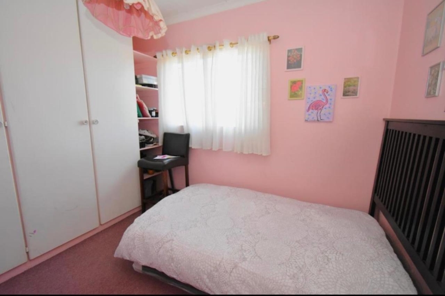 To Let 3 Bedroom Property for Rent in Valhalla Gauteng