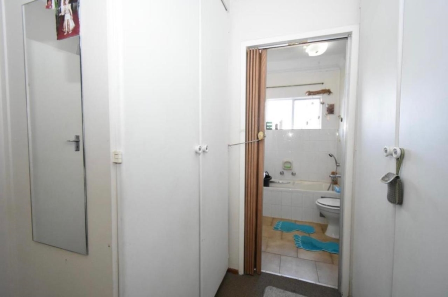 To Let 3 Bedroom Property for Rent in Valhalla Gauteng