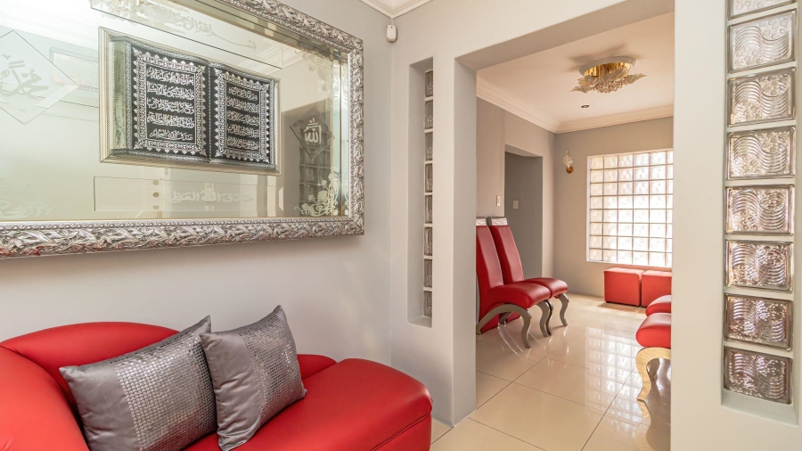 3 Bedroom Property for Sale in Mackenzie Park Gauteng