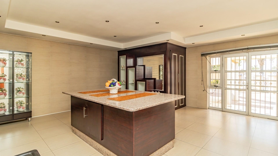 3 Bedroom Property for Sale in Mackenzie Park Gauteng