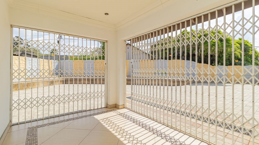 3 Bedroom Property for Sale in Mackenzie Park Gauteng