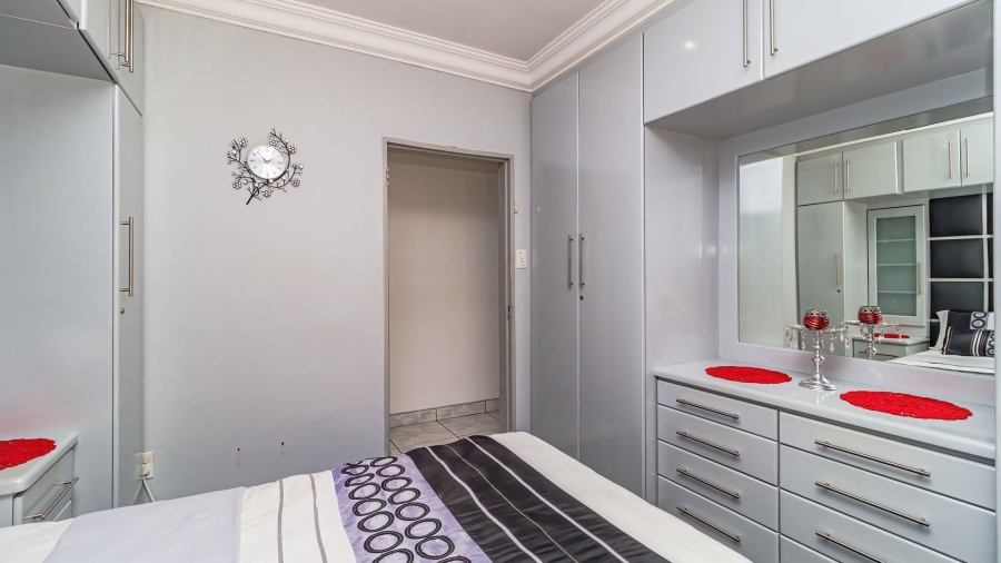 3 Bedroom Property for Sale in Mackenzie Park Gauteng