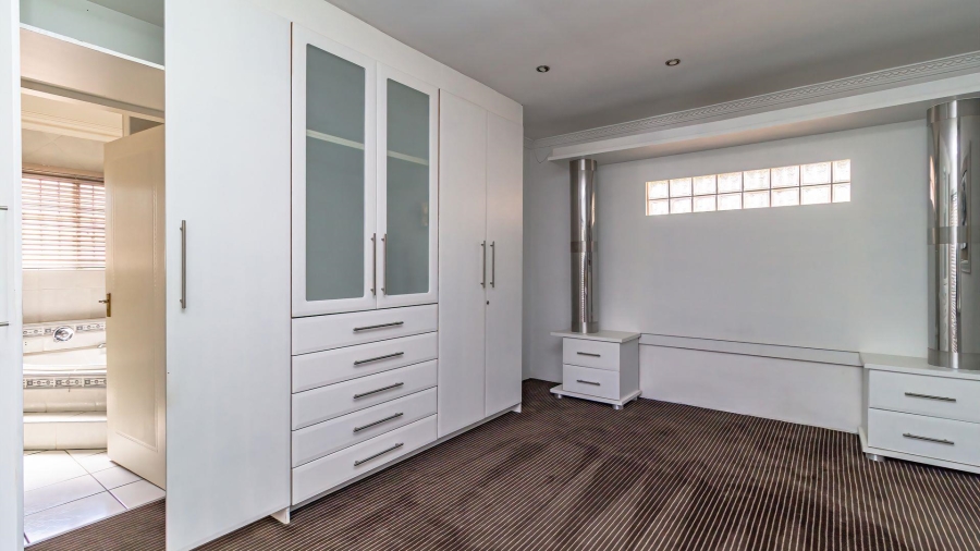 3 Bedroom Property for Sale in Mackenzie Park Gauteng