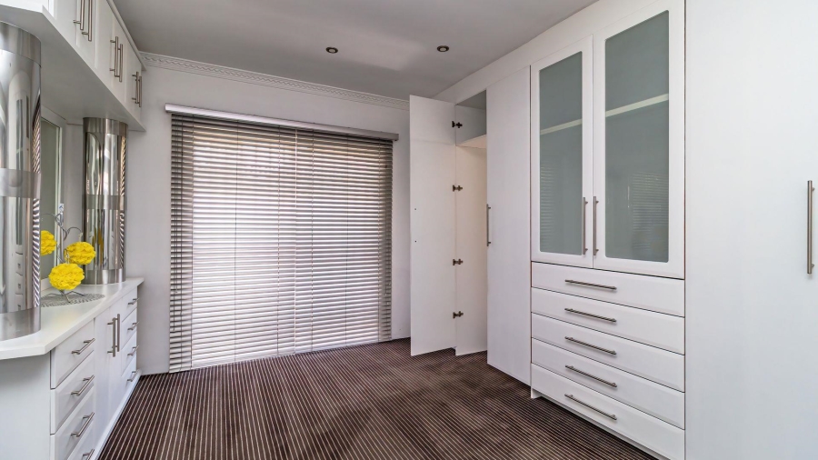 3 Bedroom Property for Sale in Mackenzie Park Gauteng