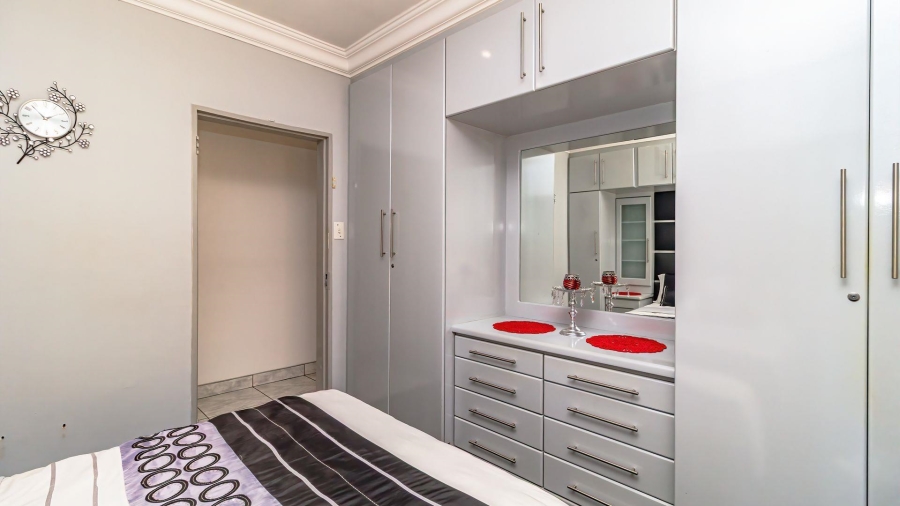 3 Bedroom Property for Sale in Mackenzie Park Gauteng