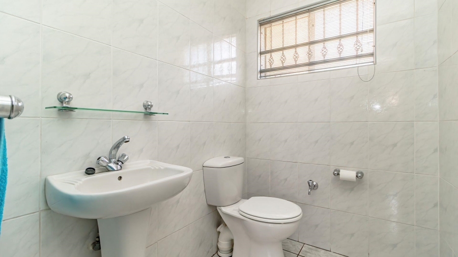 3 Bedroom Property for Sale in Mackenzie Park Gauteng