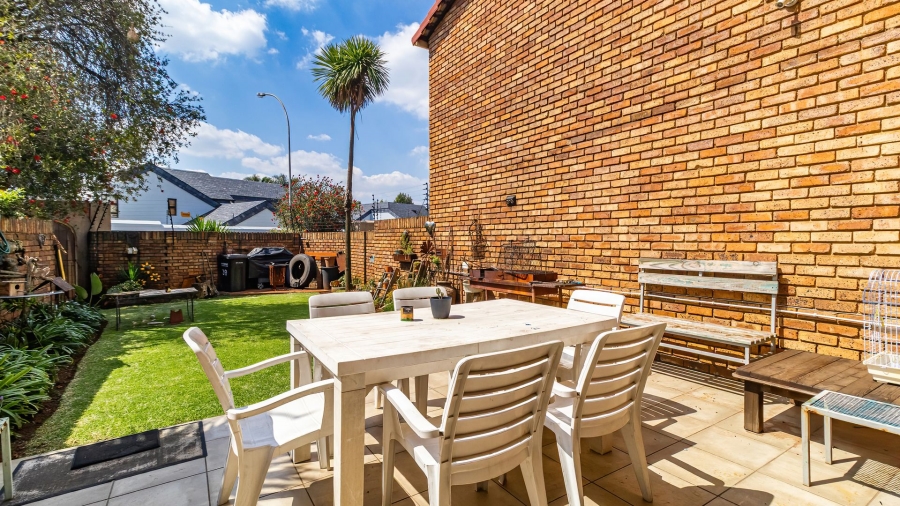 3 Bedroom Property for Sale in Lakefield Gauteng