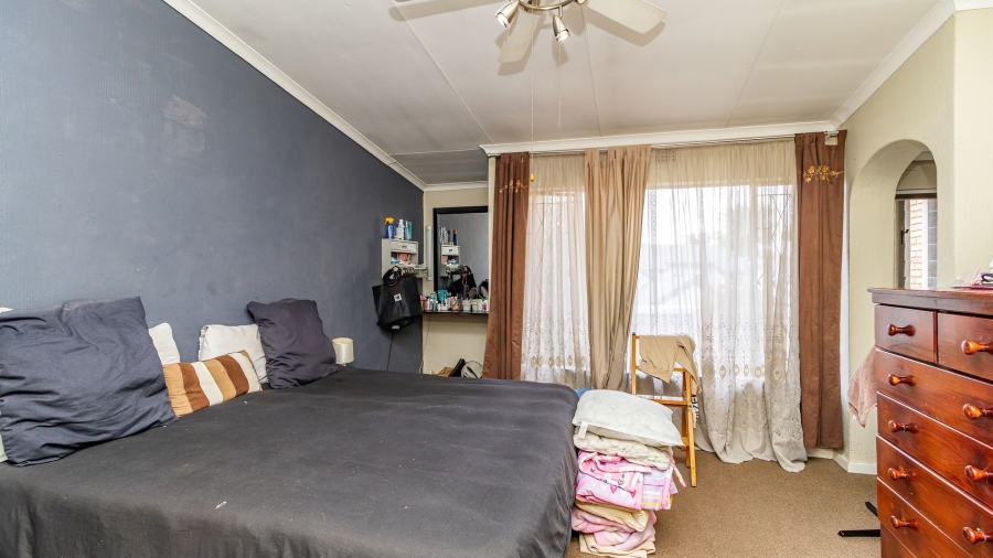 3 Bedroom Property for Sale in Lakefield Gauteng