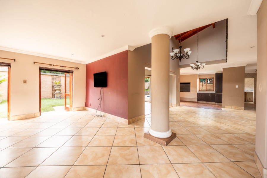3 Bedroom Property for Sale in Faerie Glen Gauteng