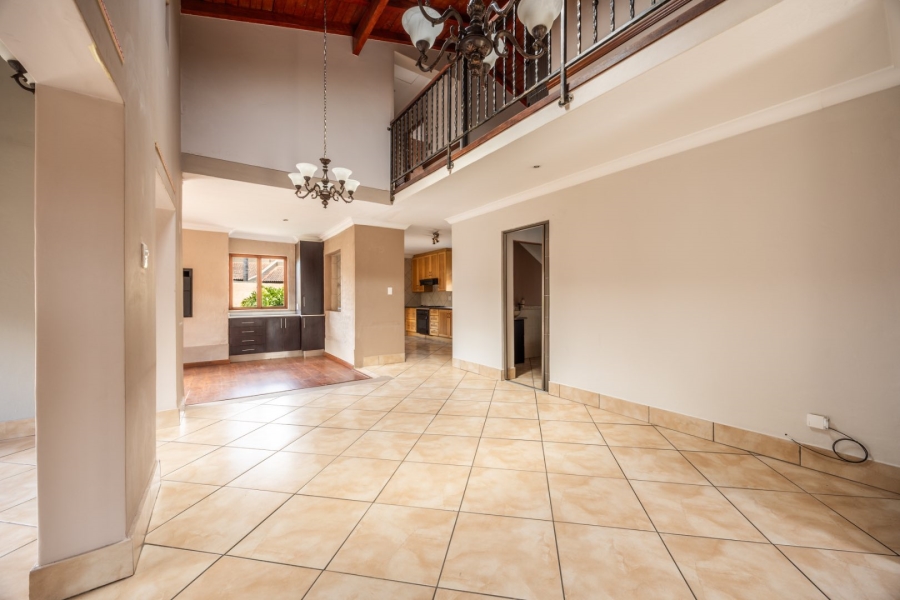 3 Bedroom Property for Sale in Faerie Glen Gauteng
