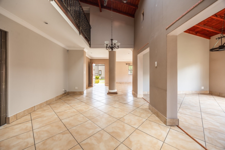 3 Bedroom Property for Sale in Faerie Glen Gauteng