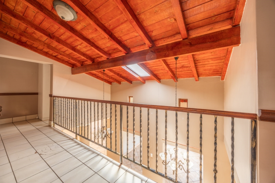 3 Bedroom Property for Sale in Faerie Glen Gauteng