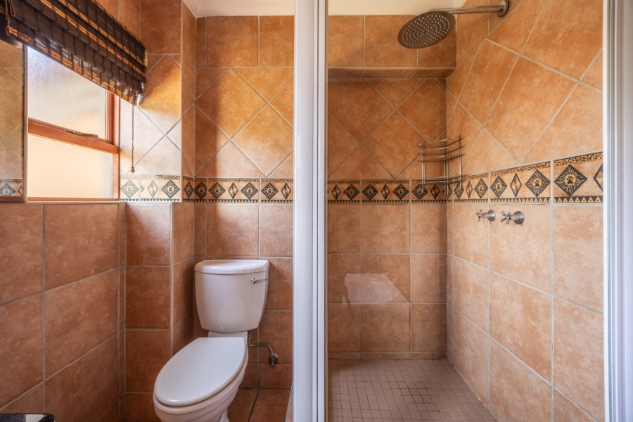 3 Bedroom Property for Sale in Faerie Glen Gauteng