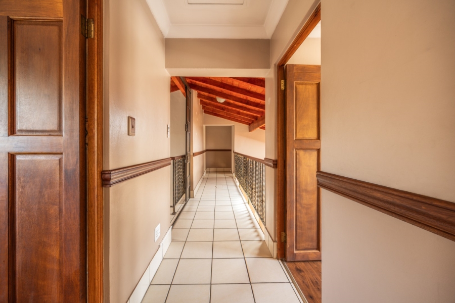 3 Bedroom Property for Sale in Faerie Glen Gauteng