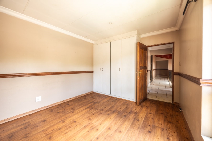 3 Bedroom Property for Sale in Faerie Glen Gauteng