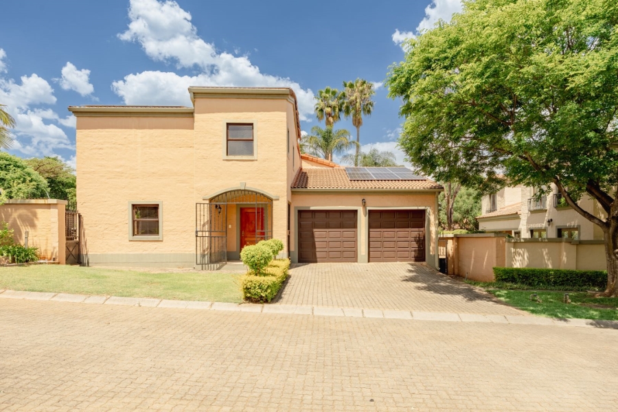 3 Bedroom Property for Sale in Faerie Glen Gauteng