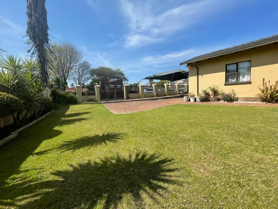 3 Bedroom Property for Sale in Edleen Gauteng