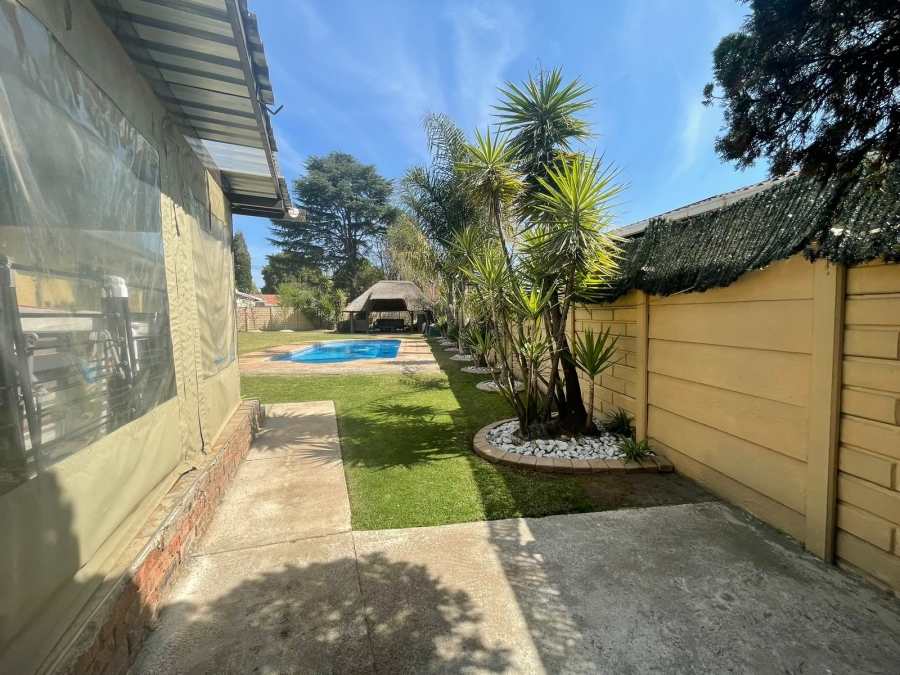 3 Bedroom Property for Sale in Edleen Gauteng