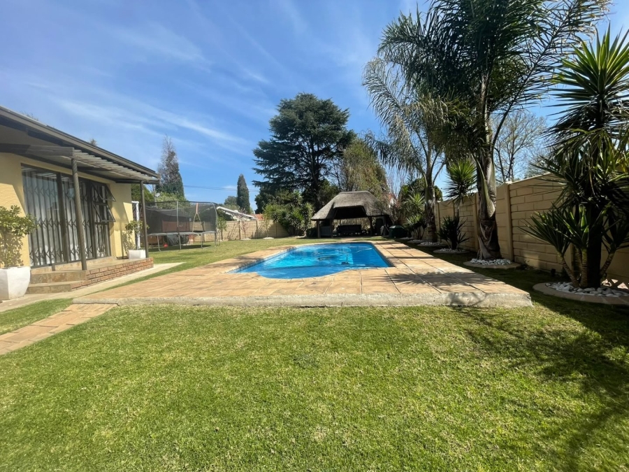 3 Bedroom Property for Sale in Edleen Gauteng