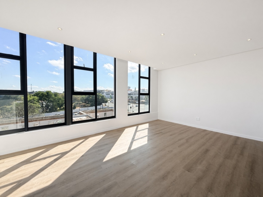 1 Bedroom Property for Sale in Bryanston Gauteng