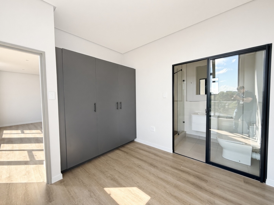 1 Bedroom Property for Sale in Bryanston Gauteng