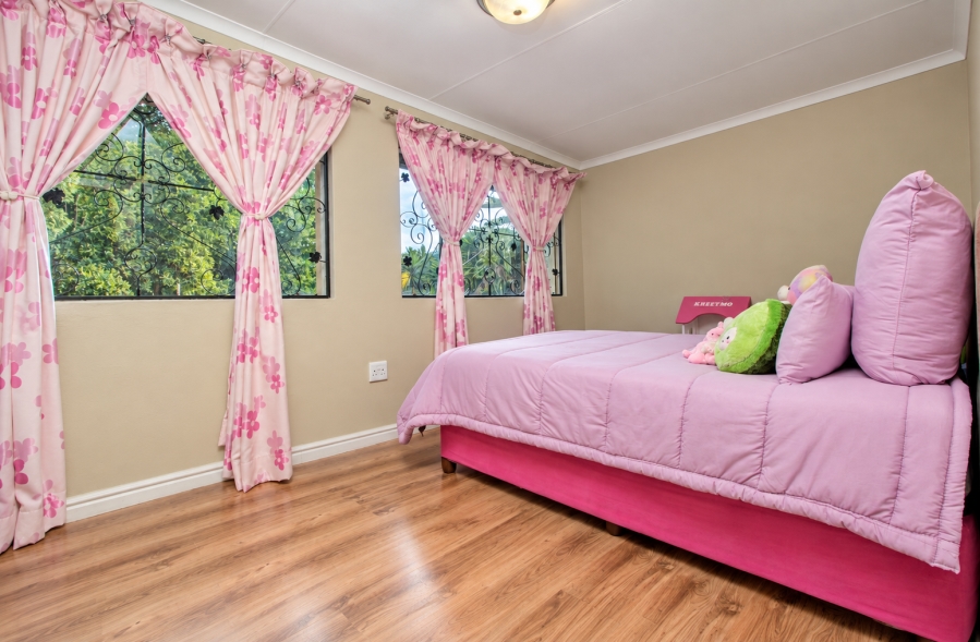 4 Bedroom Property for Sale in Wilgeheuwel Gauteng