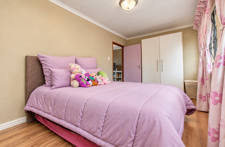 4 Bedroom Property for Sale in Wilgeheuwel Gauteng