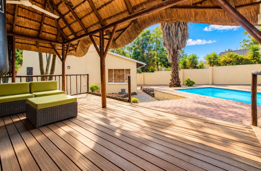 4 Bedroom Property for Sale in Wilgeheuwel Gauteng