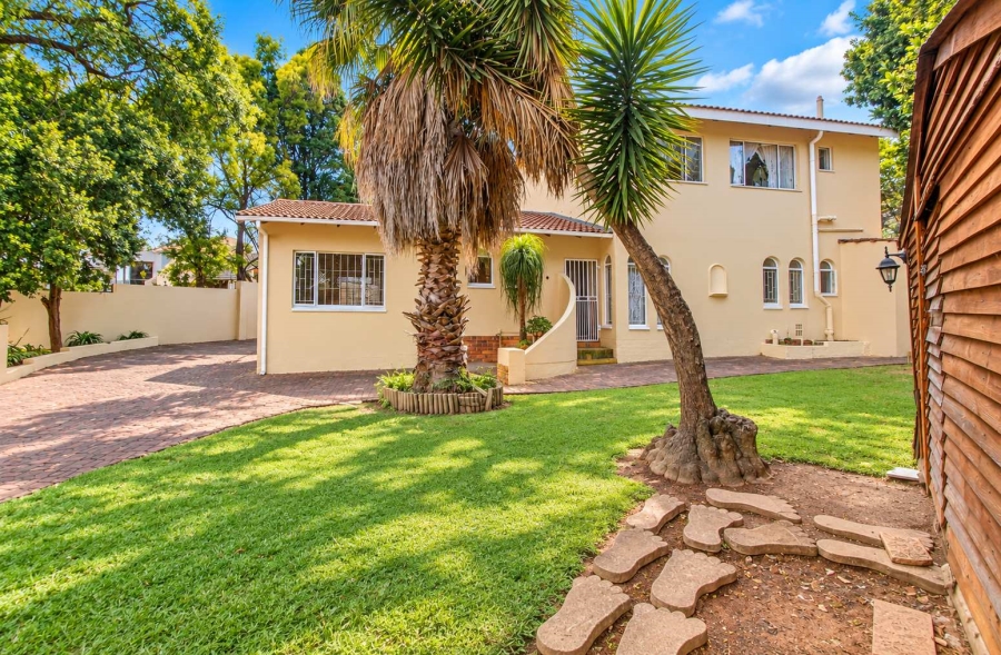 4 Bedroom Property for Sale in Wilgeheuwel Gauteng