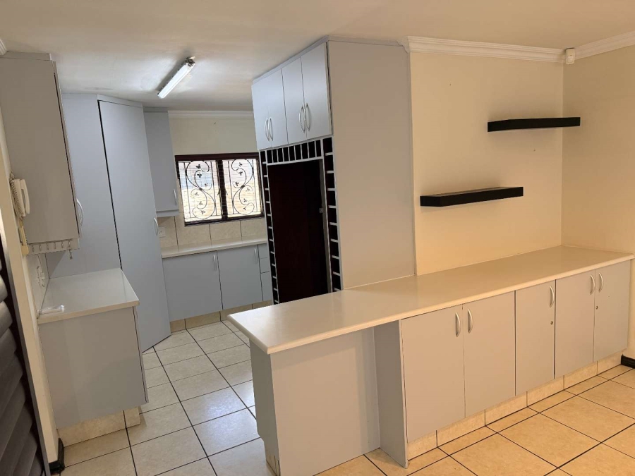 3 Bedroom Property for Sale in North Riding Gauteng